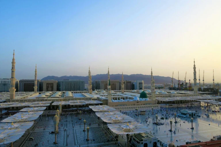 Pilihan Karpet Masjid Terbaik Untuk Kebutuhan Anda